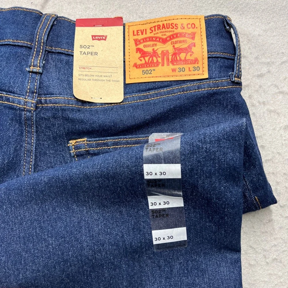 Levis 502 Taper Jeans Mens 30x30 Dark Wash Blue Stretch Denim 29507-0000 NEW